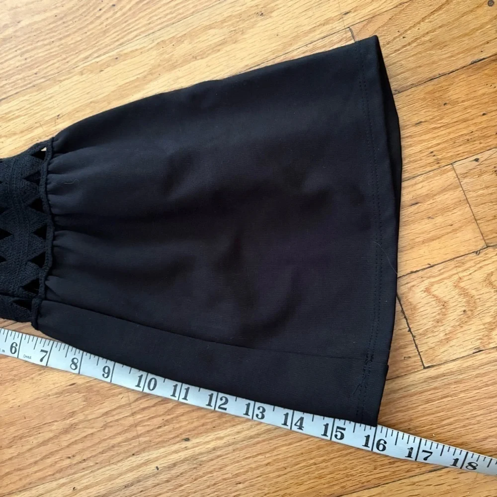 Max Studio Laser Cut Black Dress Size Large
